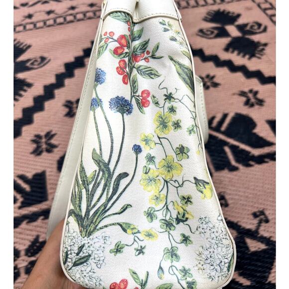 Tory Burch | Robinson Printed Canvas Triangle Tote Watercolor Botanical Print - Picture 8 of 9